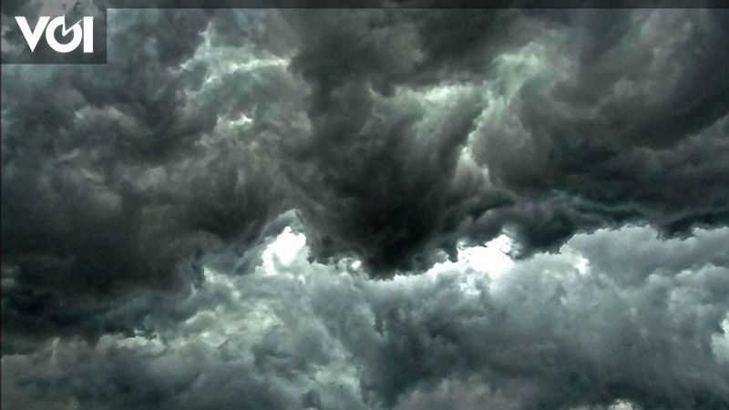 BMKG Peringatkan Potensi Cuaca Ekstrem di Jawa Tengah saat Mudik Lebaran 2025