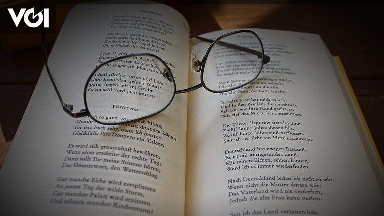 Jenis Majas dalam Puisi Beserta Contoh Penggunaannya