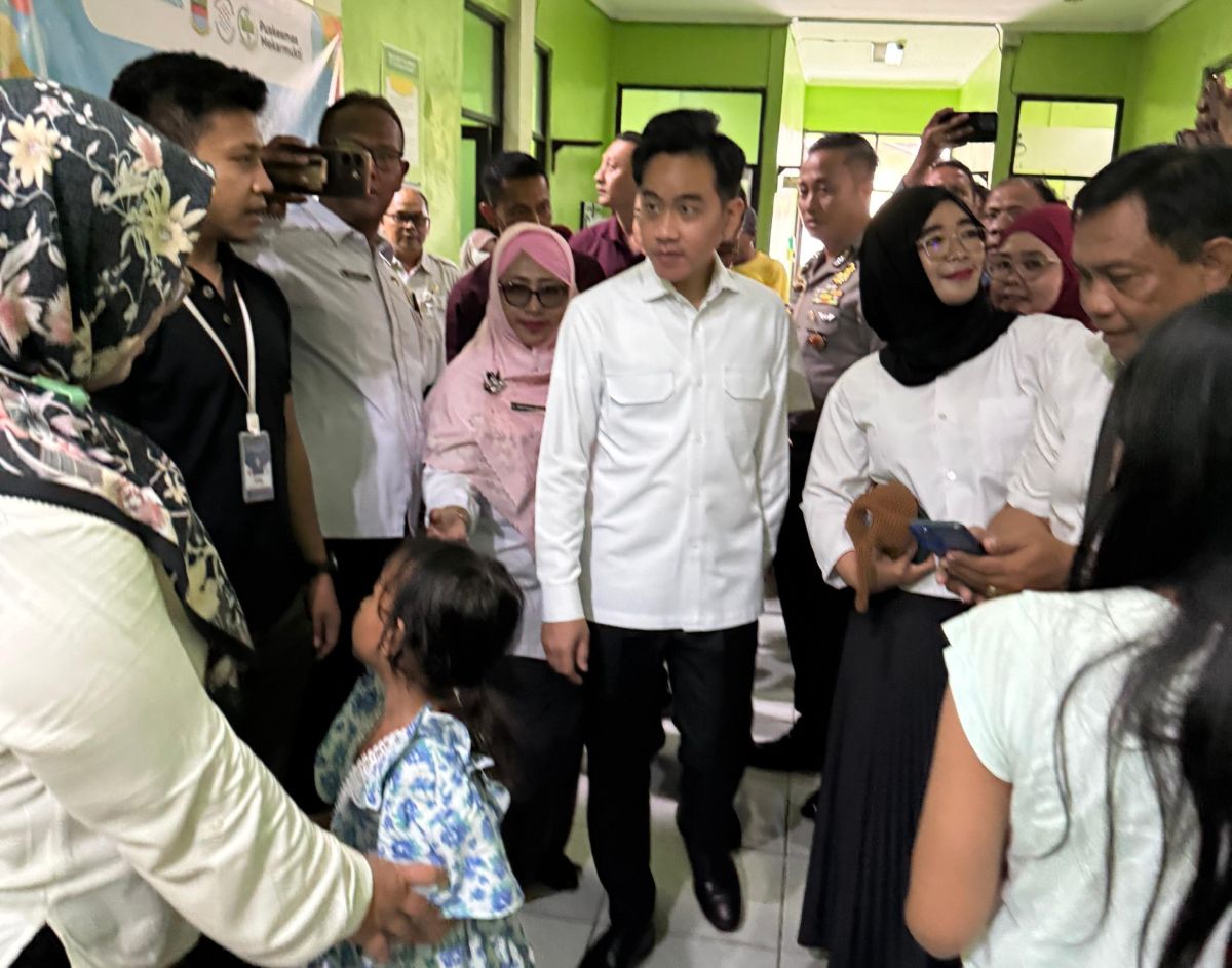 Wapres Gibran Tinjau Program Cek Kesehatan Gratis di Cikarang, Ini Pesannya : Okezone Nasional