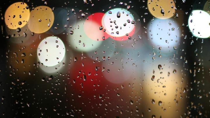 Prediksi BMKG: Hujan Masih Rutin Guyur Jawa Barat Juli-September 2025