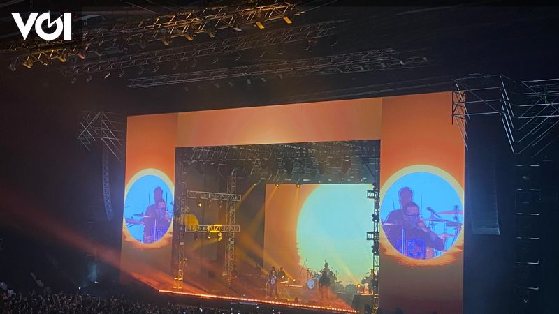 Panggungnya Masih Disambut Meriah, Ari Lasso Terima Kasih ke Penggemar