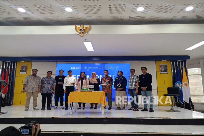Rayakan Kiprah Satu Dekade, CfDS UGM Luncurkan Mata Kuliah Kecerdasan Digital
