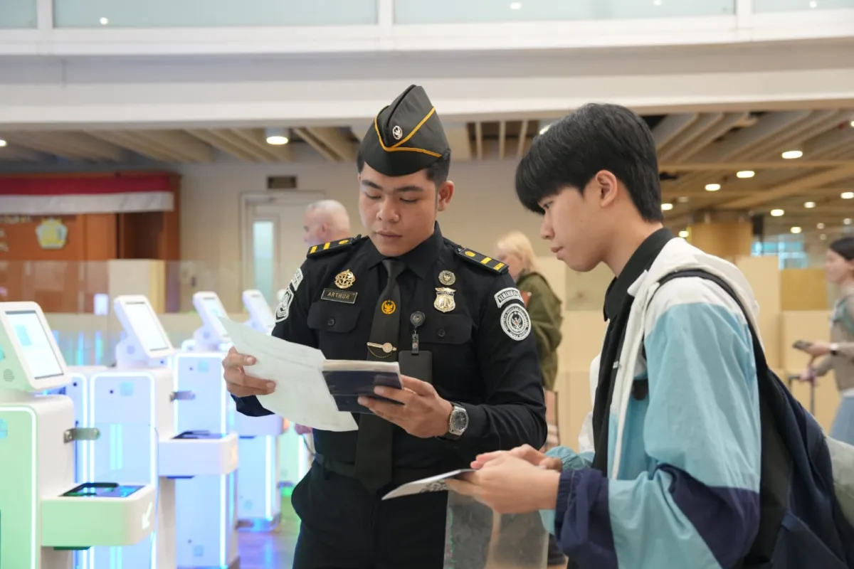 Berdasarkan data resmi, Penerimaan Negara Bukan Pajak (PNBP) dari sektor visa mencapai Rp2.815.639.500.000 pada Semester I-2026.