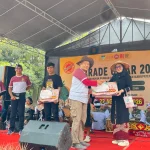Bupati Kediri Hanindhito Himawan Pramana kembali menyuguhkan event nguri-uri budaya, Parade Cikar 2026.